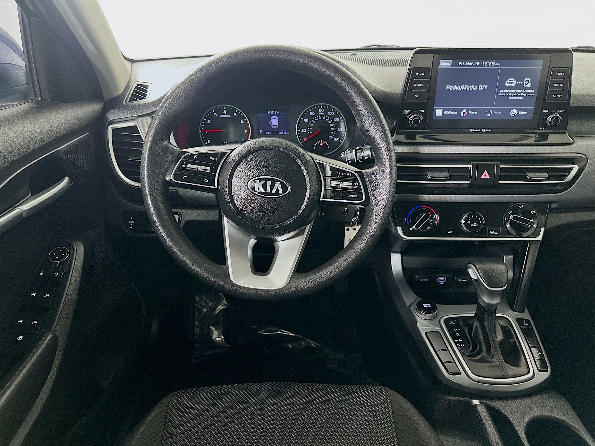 Used 2021 Kia Seltos LX image 20