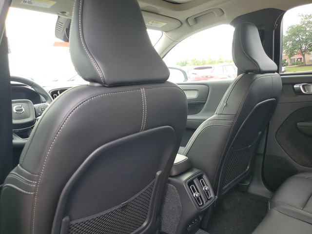 New 2026 Volvo XC40 B5 Plus w/ Protection Package Premier AWD/4WD image 27