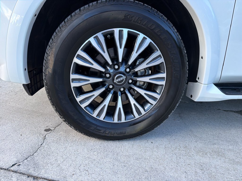 Used 2024 Nissan Armada SL w/ Midnight Edition Package RWD image 12
