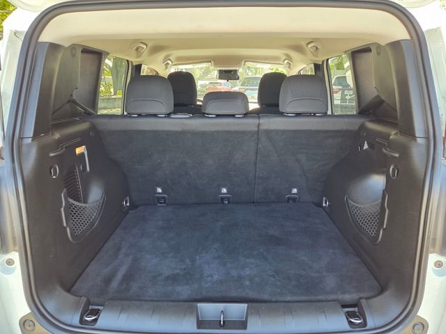 Used 2018 Jeep Renegade Latitude image 9