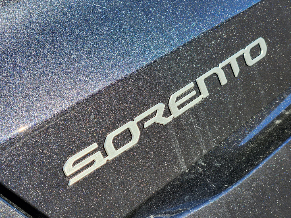 New 2026 Kia Sorento S w/ S Panoramic Sunroof Package image 8