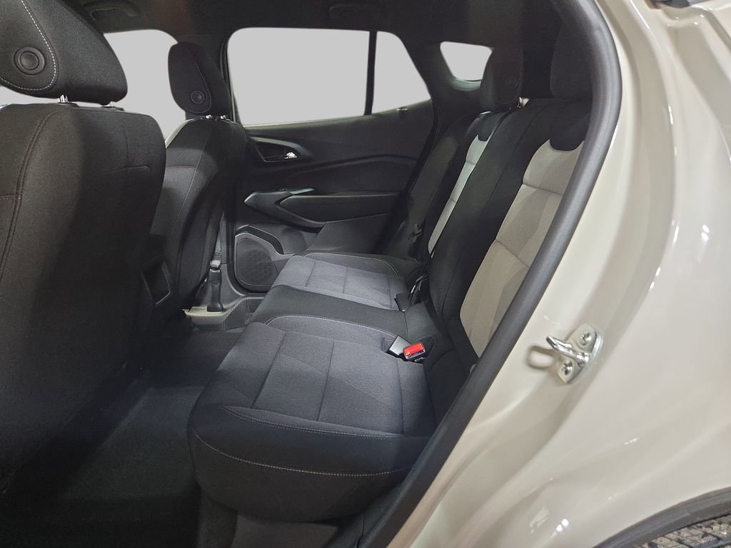 New 2026 Chevrolet Trax RS FWD image 15