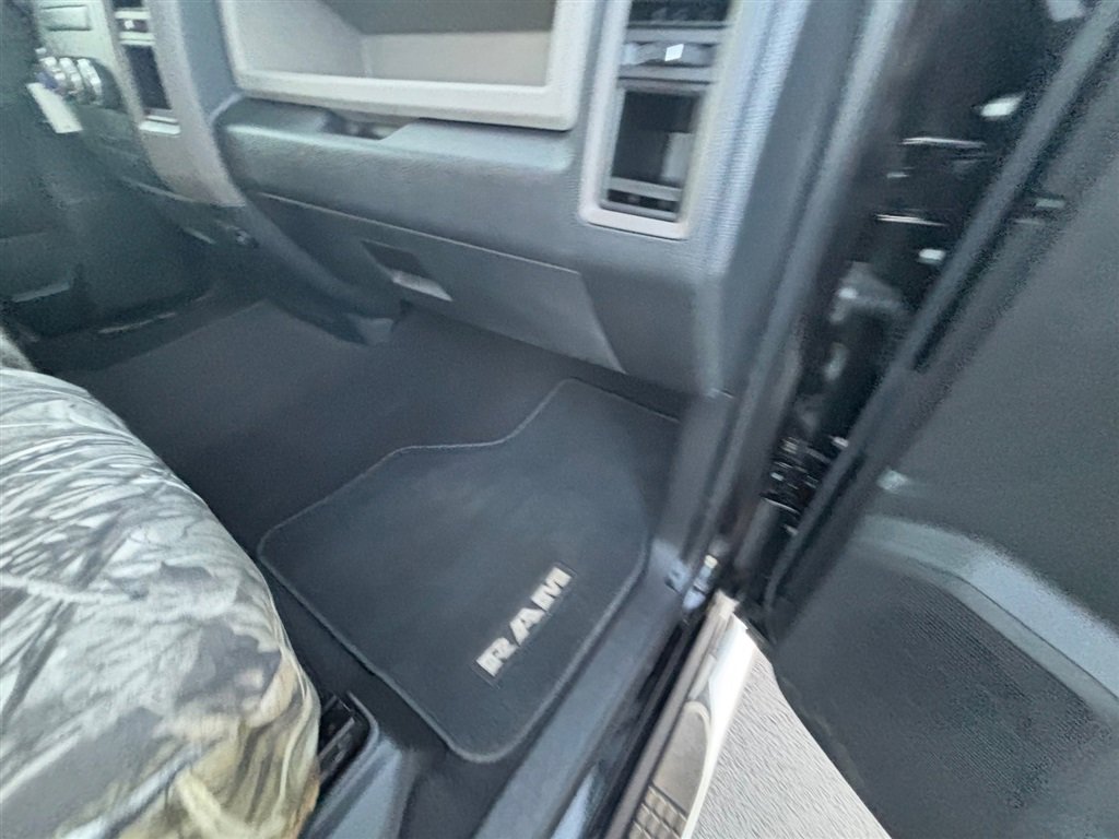 Used 2012 RAM 1500 Express image 24