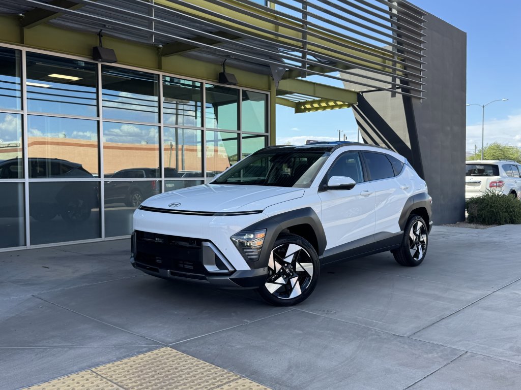 Used 2024 Hyundai Kona Limited image 1