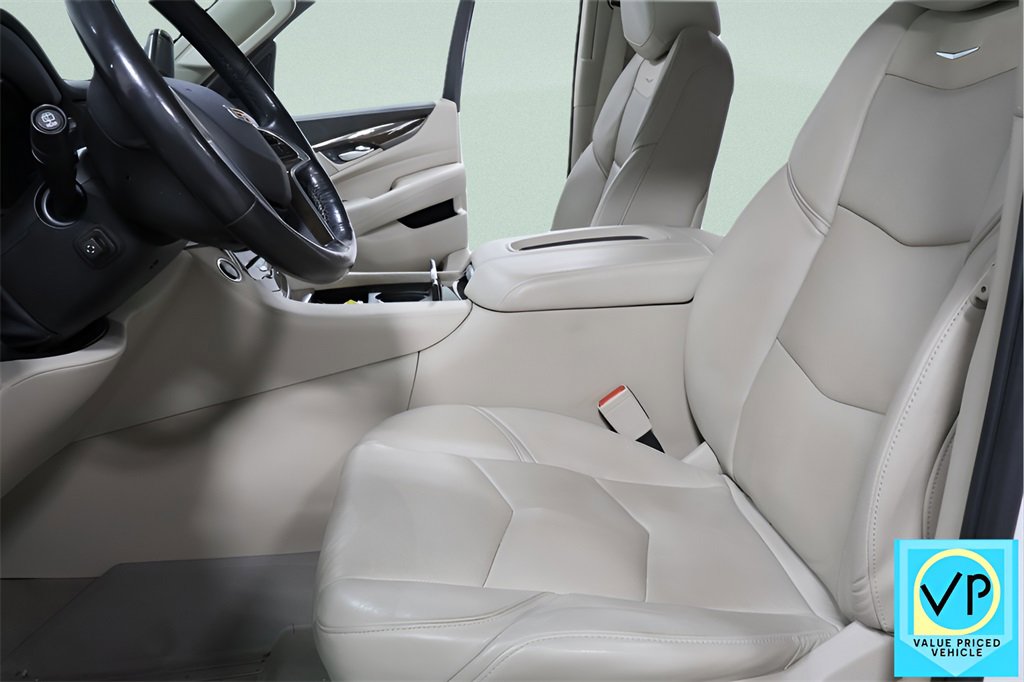 Used 2020 Cadillac Escalade ESV Premium Luxury image 10