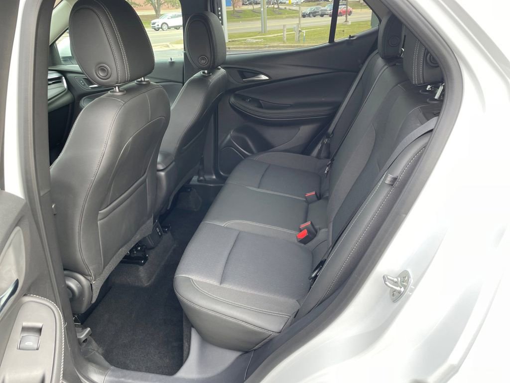 Used 2025 Buick Encore GX Preferred FWD image 10