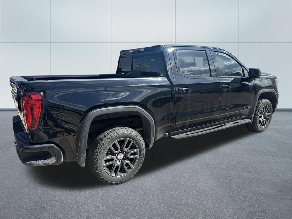 Used 2022 GMC Sierra 1500 AT4 w/ AT4 Carbonpro Edition AWD/4WD image 3