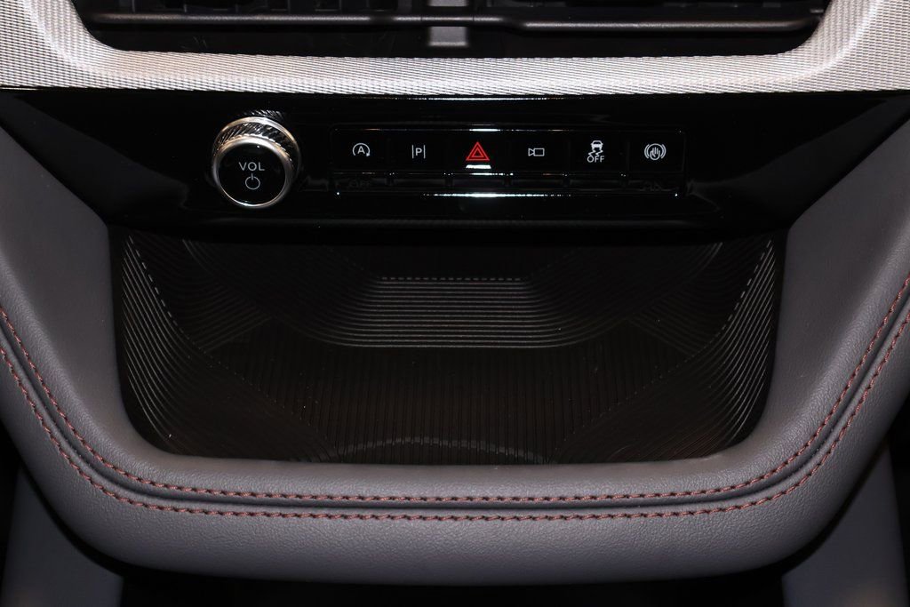 New 2026 Ford Explorer Active w/ Active Comfort Package image 27