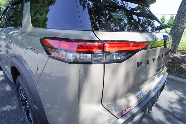 Used 2024 Nissan Pathfinder Rock Creek AWD/4WD image 33