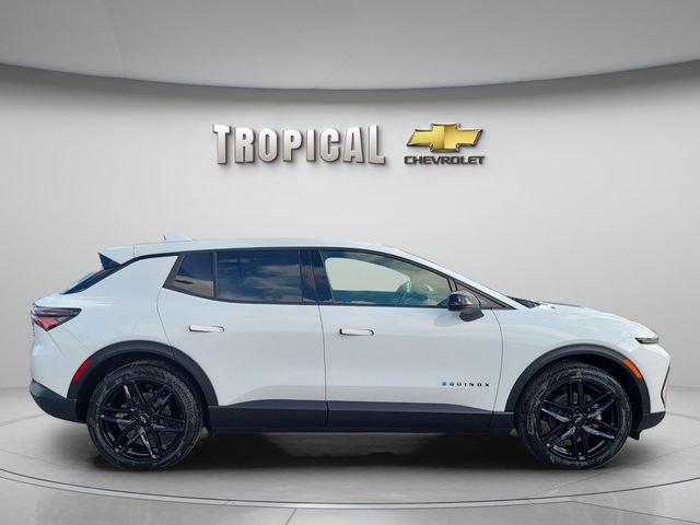 New 2026 Chevrolet Equinox EV LT w/ LPO, Blackout Package FWD image 6