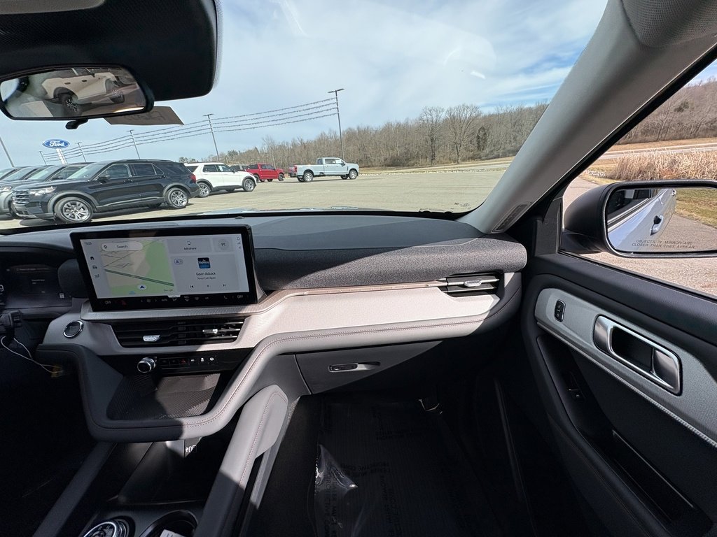 New 2026 Ford Explorer Active w/ Active Comfort Package image 27