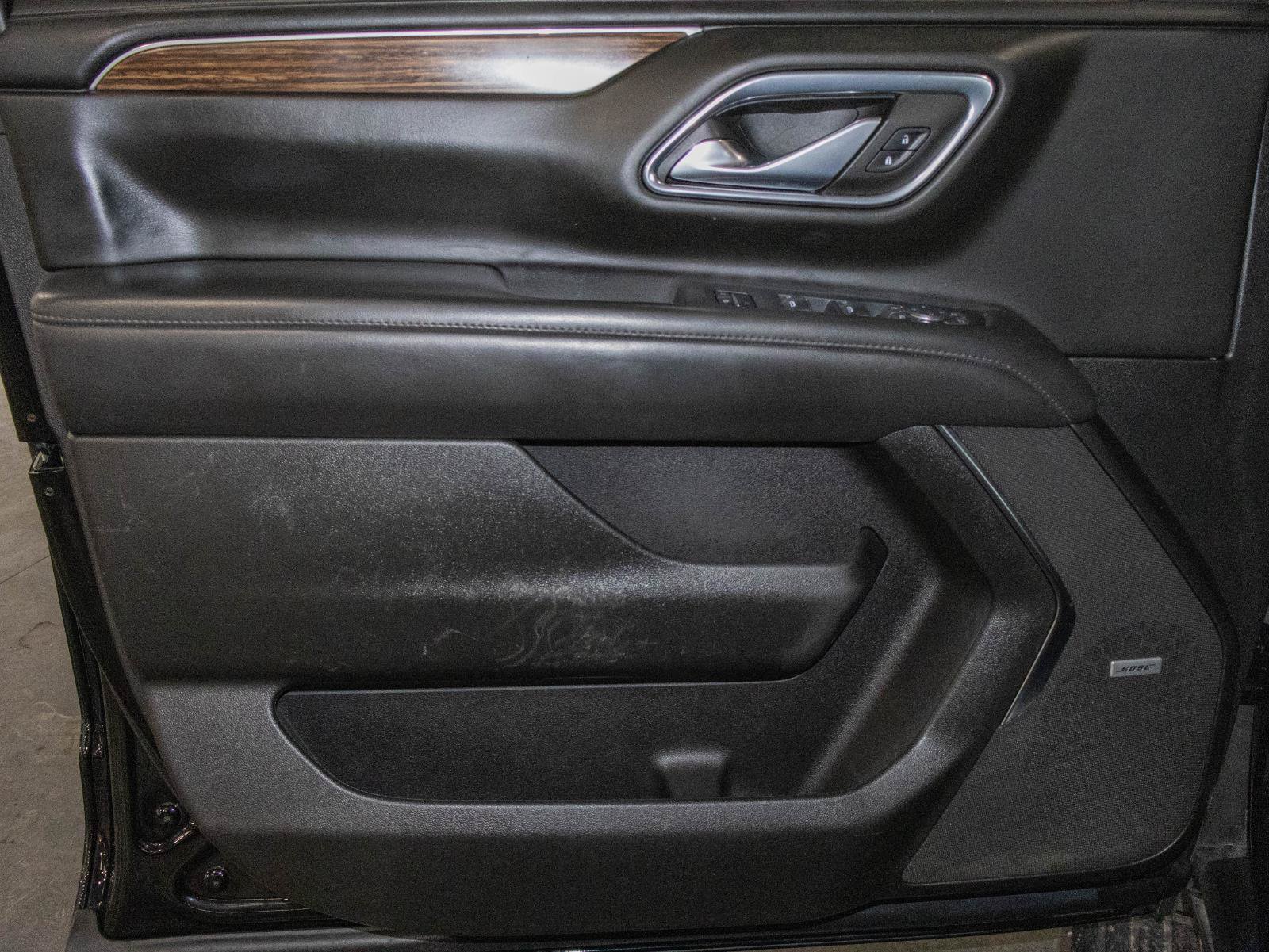 Used 2023 Chevrolet Tahoe High Country AWD/4WD image 11
