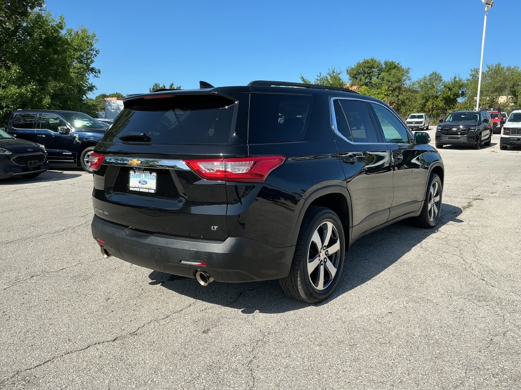 Used 2021 Chevrolet Traverse LT AWD/4WD image 5