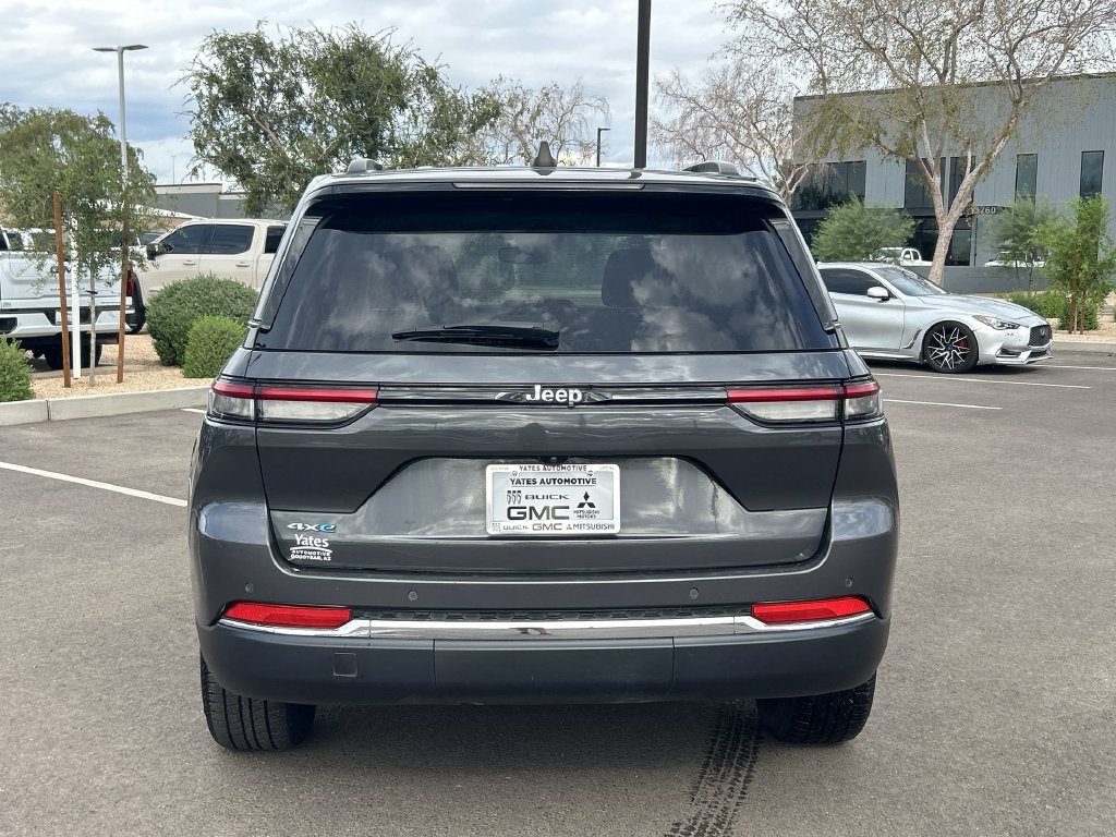 Used 2024 Jeep Grand Cherokee Limited 4xe AWD/4WD image 5