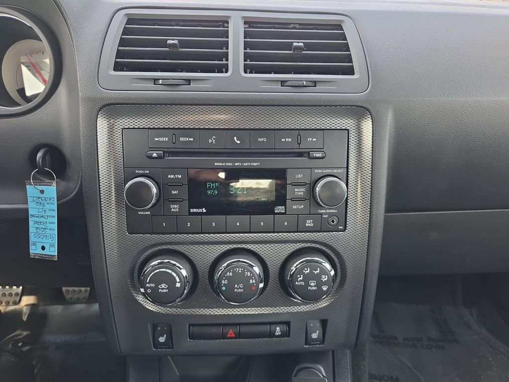 Used 2012 Dodge Challenger R/T image 21