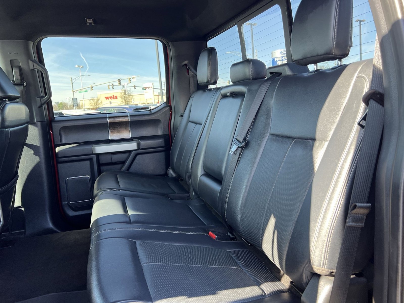 Used 2022 Ford F250 Lariat w/ Snow Plow Prep Package image 24