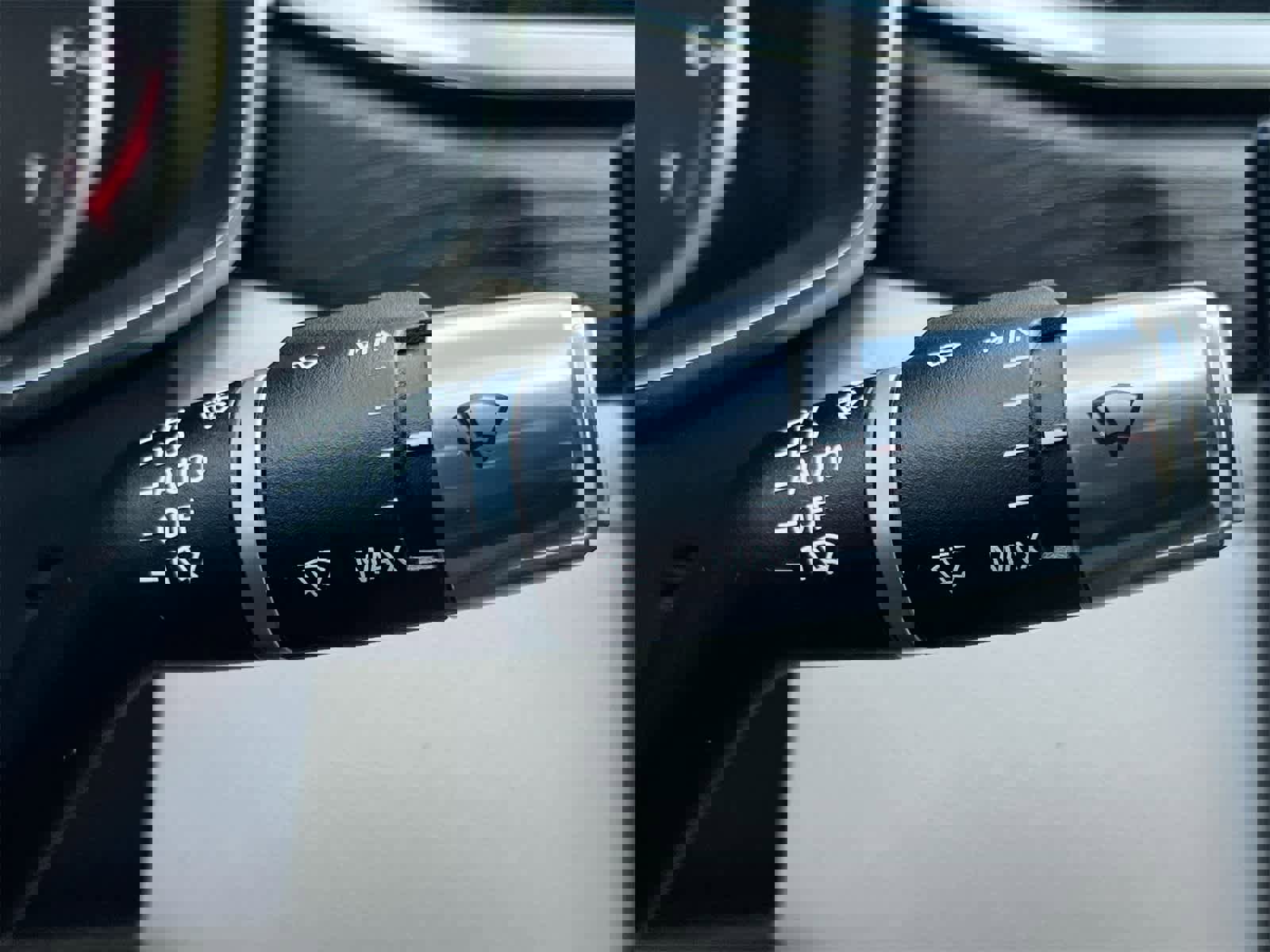 Used 2022 Jaguar XF R-Dynamic SE image 24