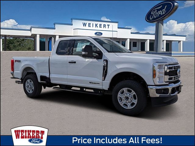 New 2026 Ford F350 XLT w/ FX4 Off-Road Package