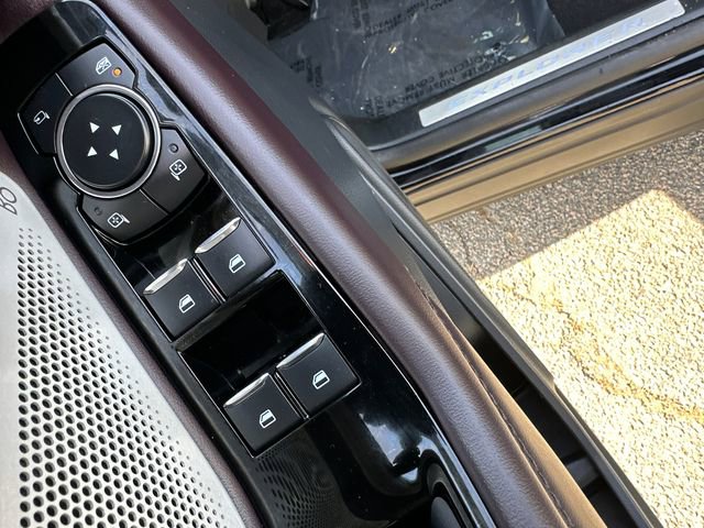 Used 2025 Ford Explorer Platinum w/ LUX Leather Package image 23