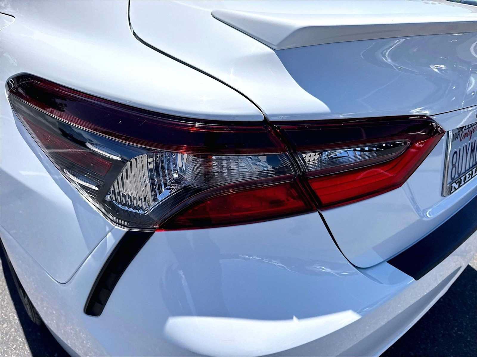 Used 2021 Toyota Camry SE w/ Carpet Mat Package (TMS) FWD image 30