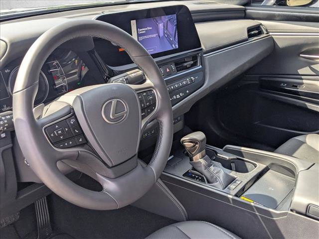 Used 2025 Lexus ES 300h w/ Premium Package image 10