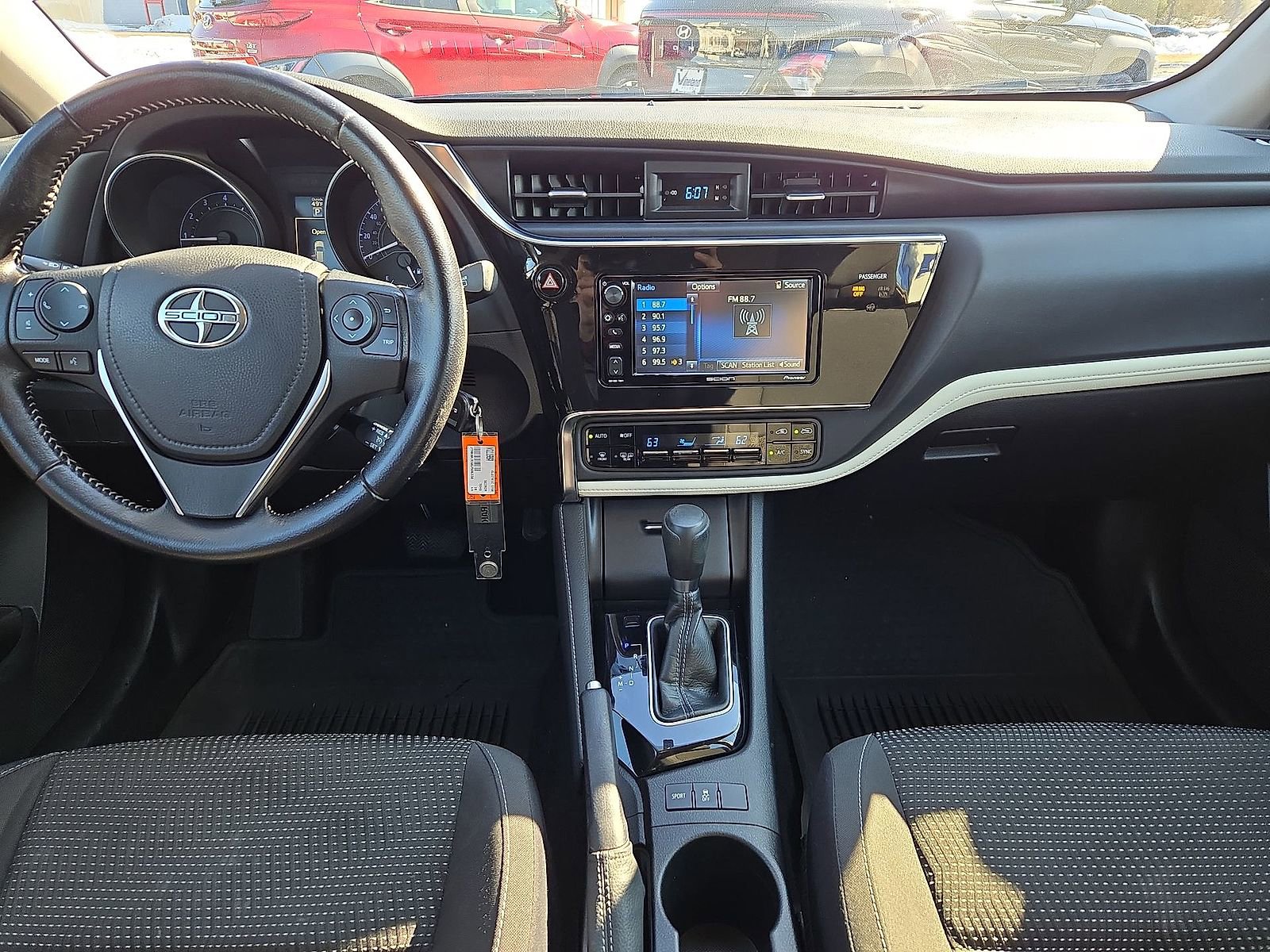 Used 2016 Scion iM image 10