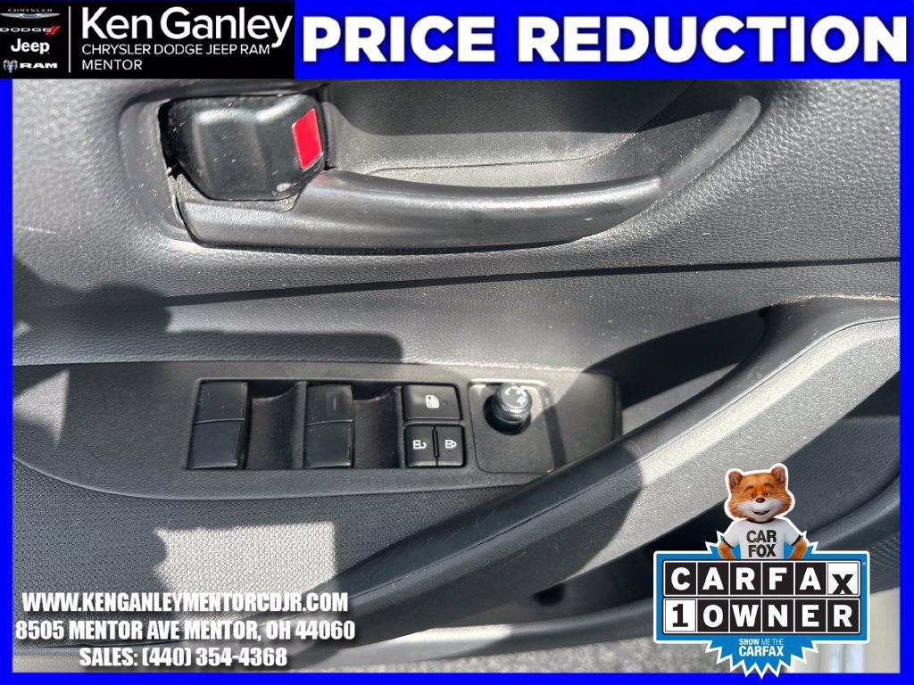 Used 2025 Toyota Corolla LE FWD image 11