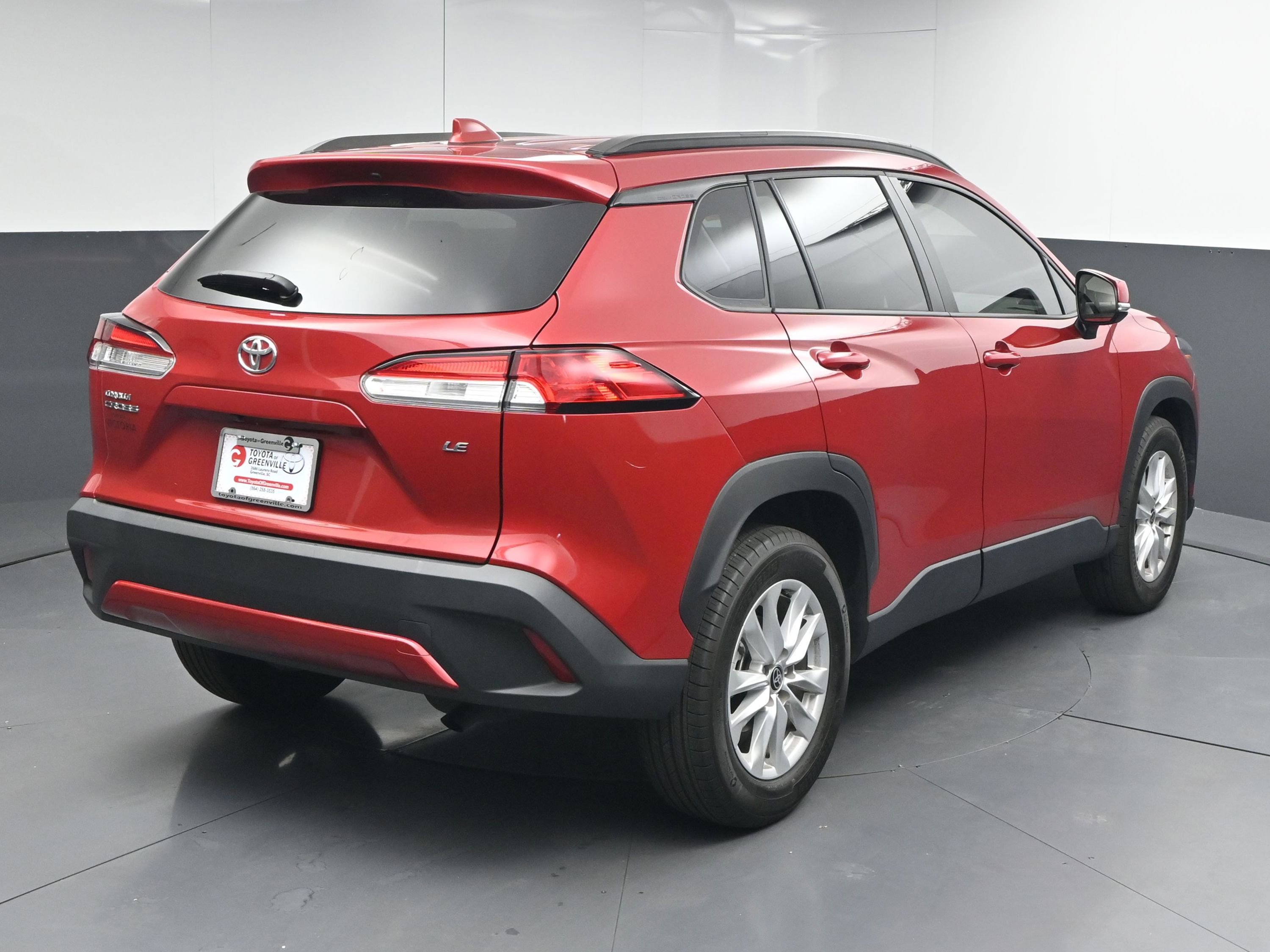 Certified 2023 Toyota Corolla Cross LE image 8