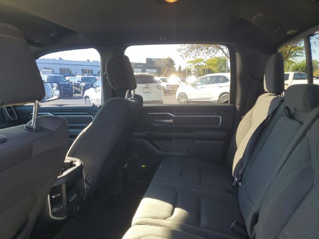 Used 2020 RAM 1500 Big Horn AWD/4WD image 8