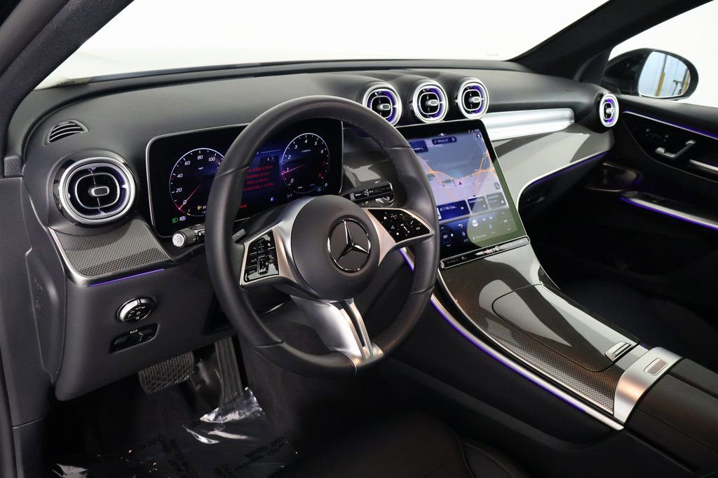 Certified 2025 Mercedes-Benz GLC 300 image 7