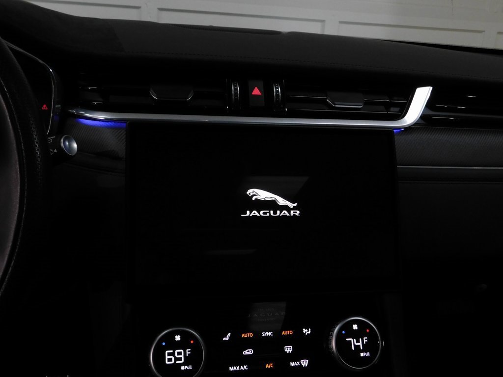 Used 2024 Jaguar F-PACE SVR image 44