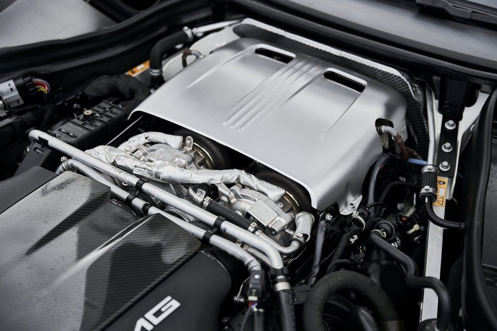 Used 2019 Mercedes-Benz AMG GT R image 31