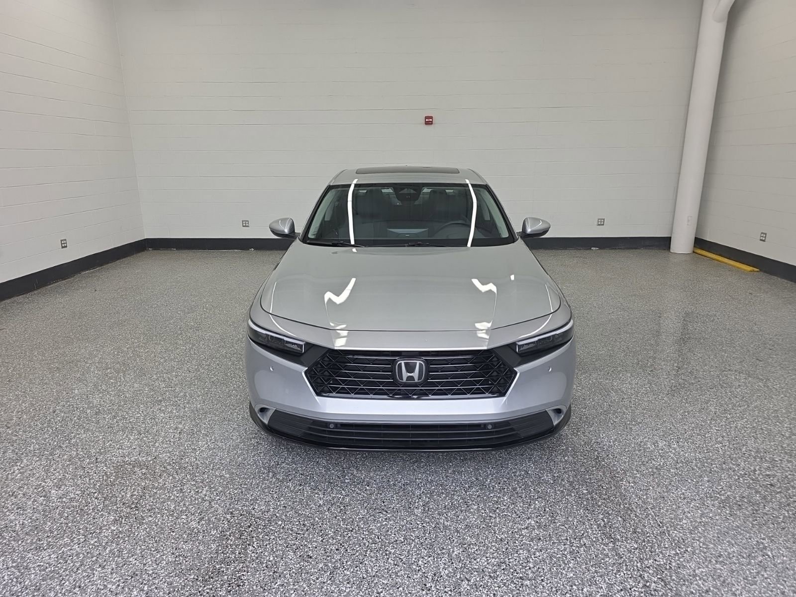 Used 2024 Honda Accord Touring image 8