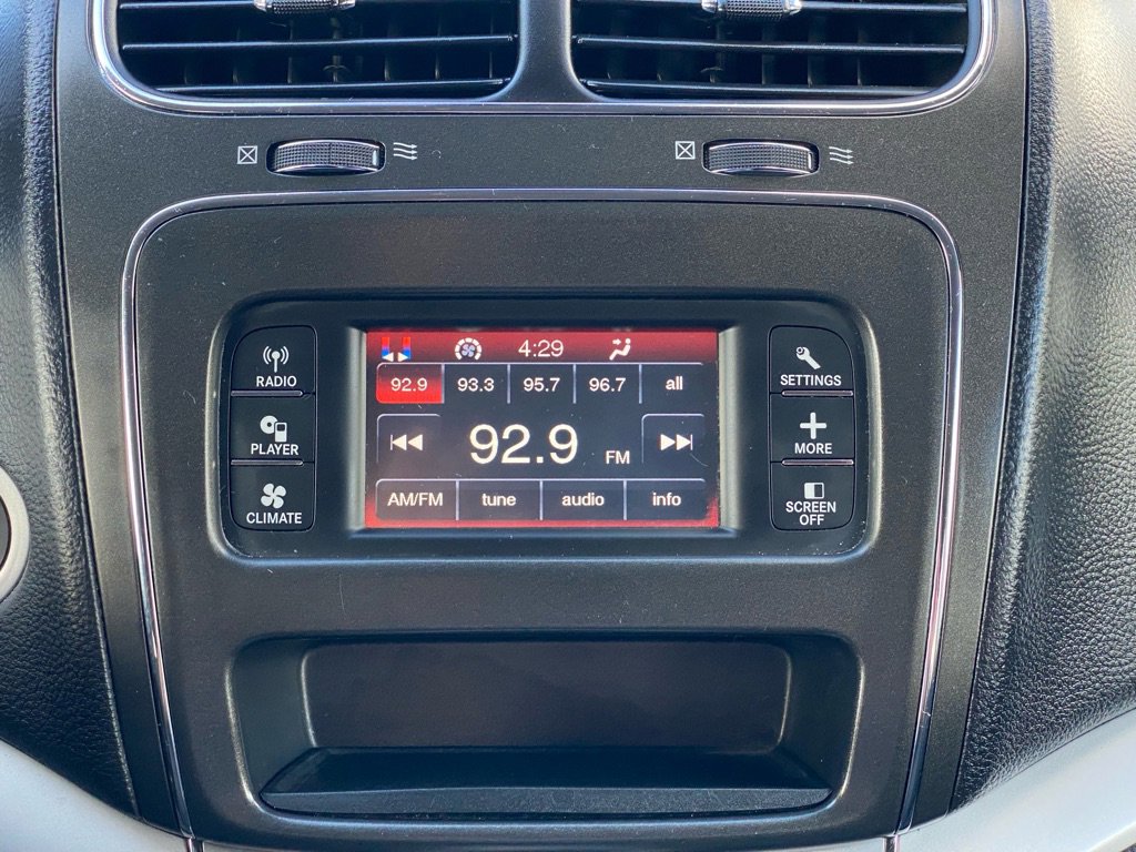 Used 2017 Dodge Journey SE FWD image 20