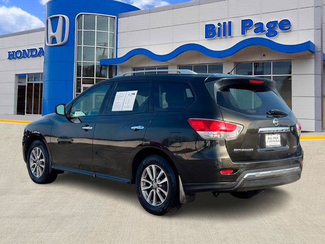 Used 2015 Nissan Pathfinder S image 3