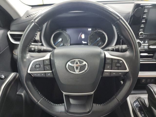 Used 2022 Toyota Highlander Bronze Edition image 30