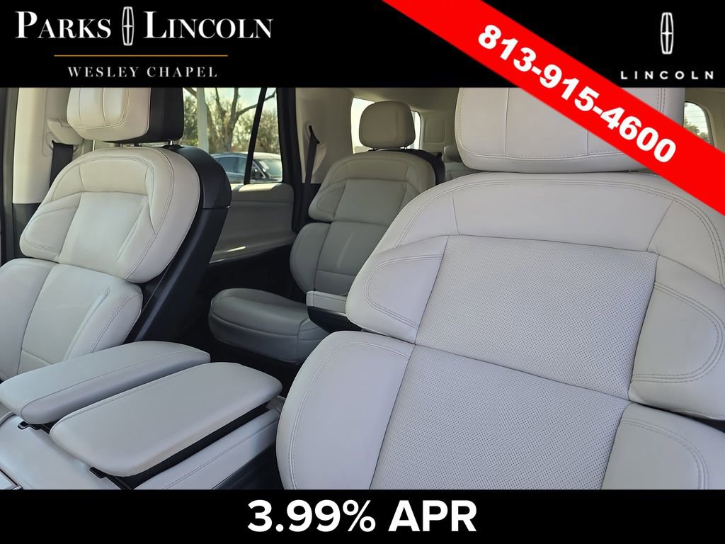 Used 2025 Lincoln Navigator Reserve image 21