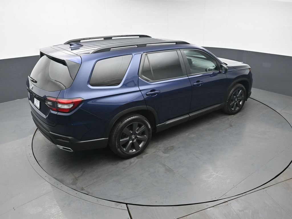 Used 2025 Honda Pilot Sport image 41