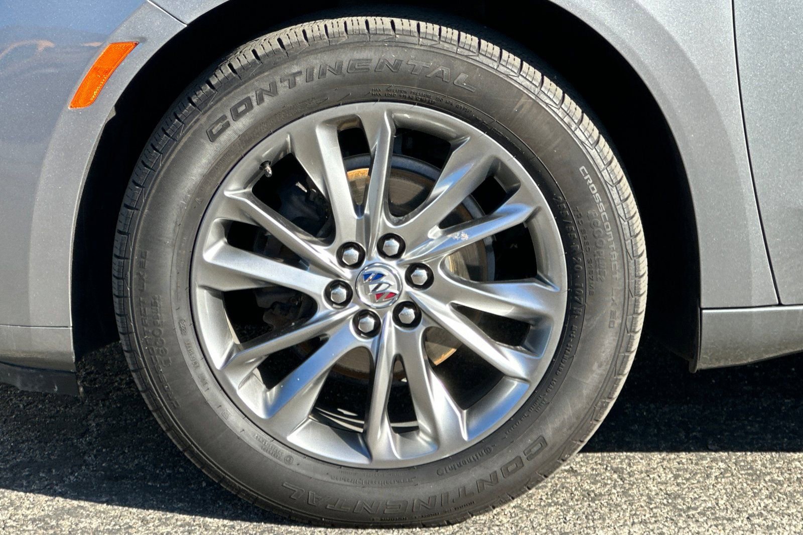 Used 2023 Buick Enclave Avenir w/ Avenir Technology Package image 38