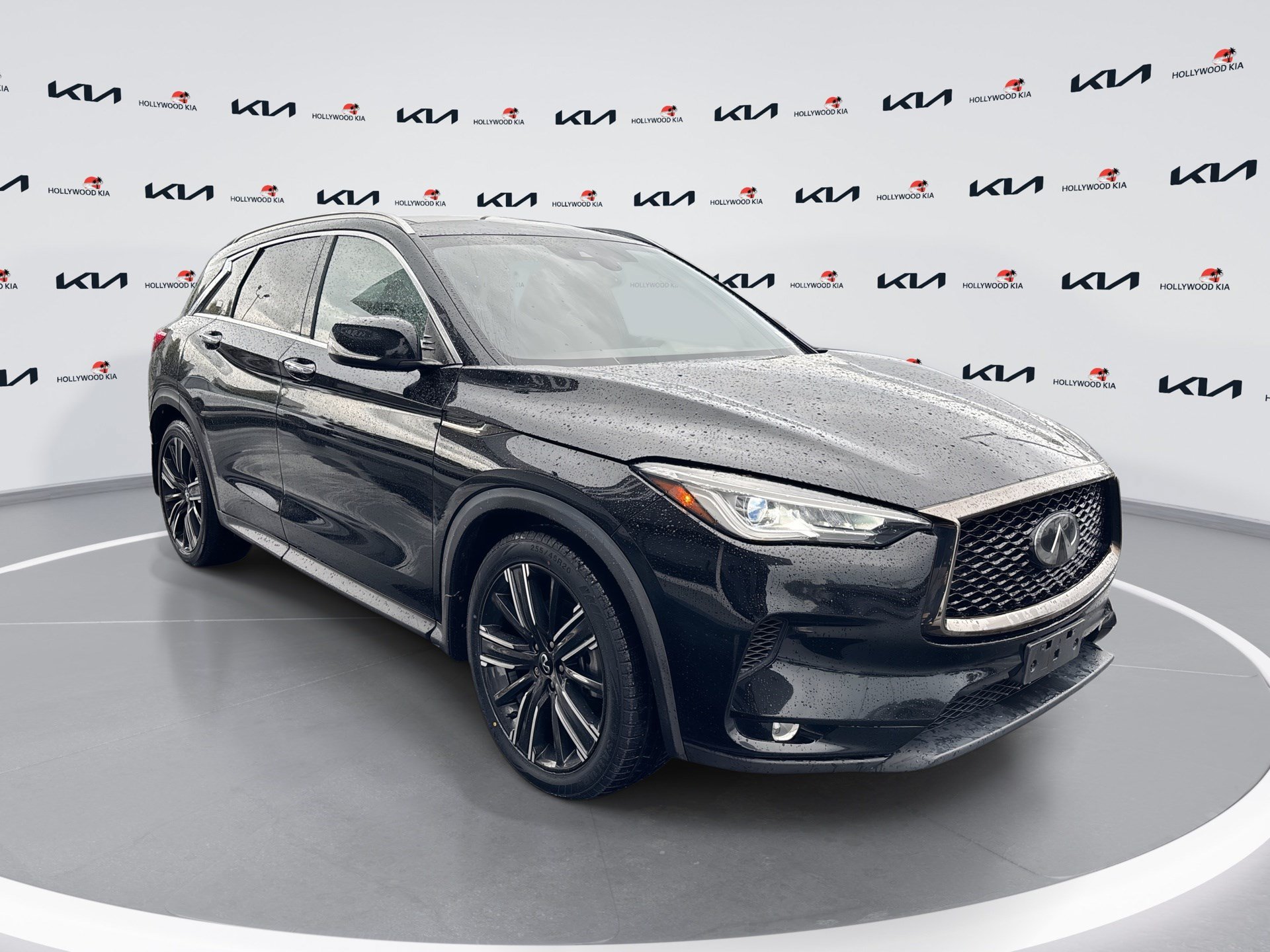 Used 2021 INFINITI QX50 Luxe w/ Appearance Package AWD/4WD image 1