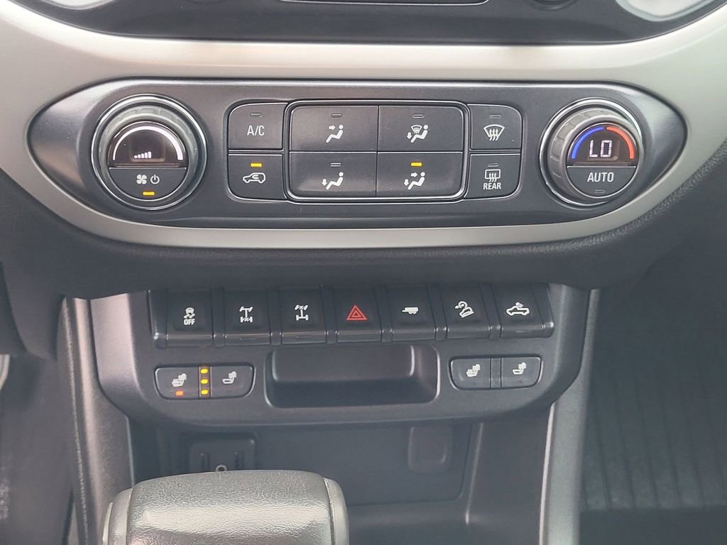 Used 2019 Chevrolet Colorado ZR2 w/ LPO, Power Package image 17