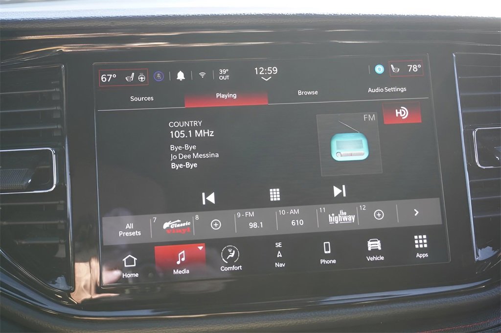 Used 2023 Dodge Durango GT image 26