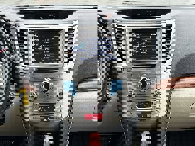 Used 2014 Subaru Outback 3.6R Limited image 15