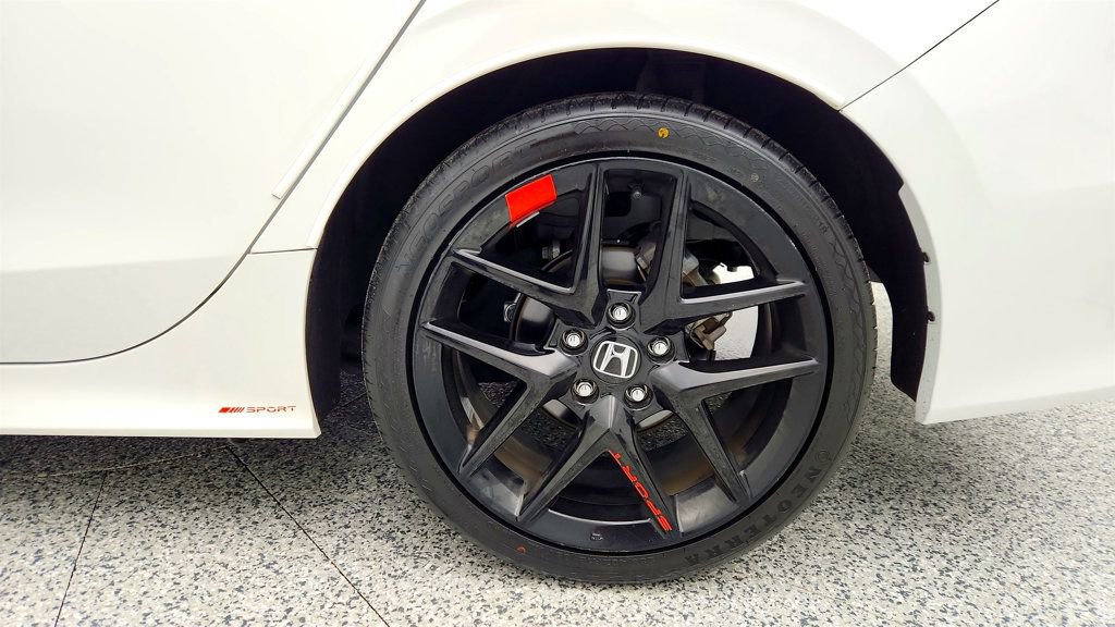Used 2022 Honda Civic Sport image 9