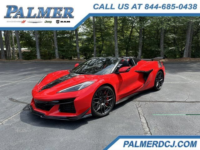 Used 2024 Chevrolet Corvette Z06 w/ Z07 Performance Package RWD image 1