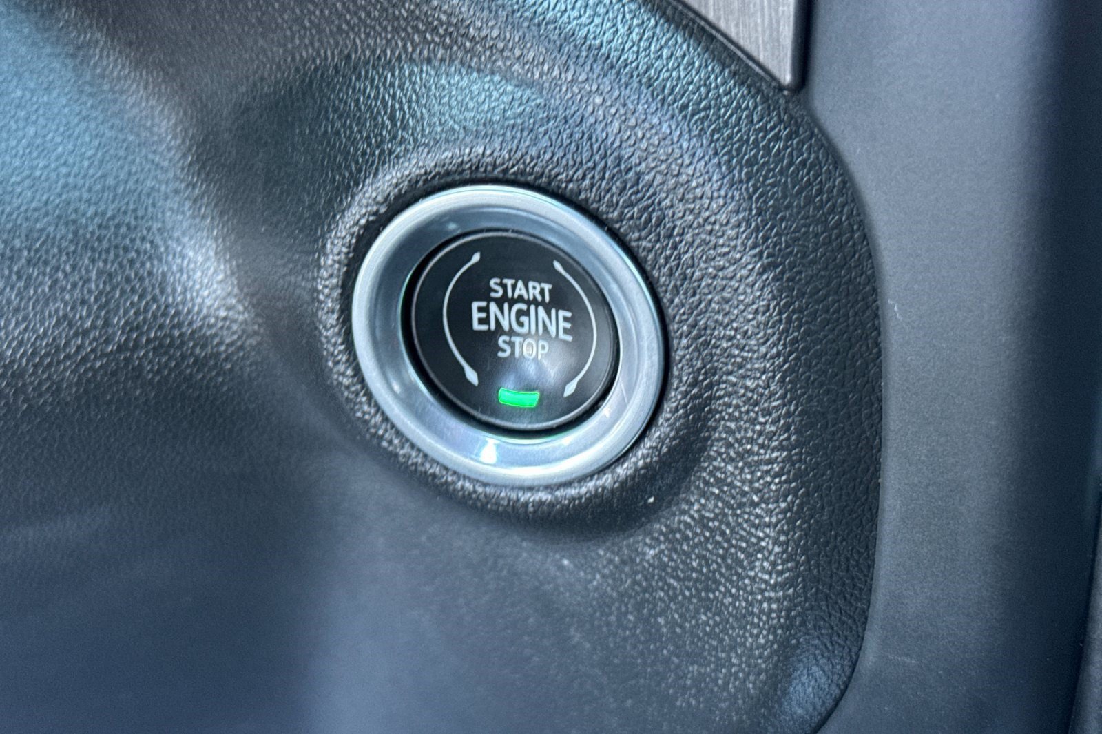 Used 2023 GMC Sierra 2500 AT4 AWD/4WD image 17