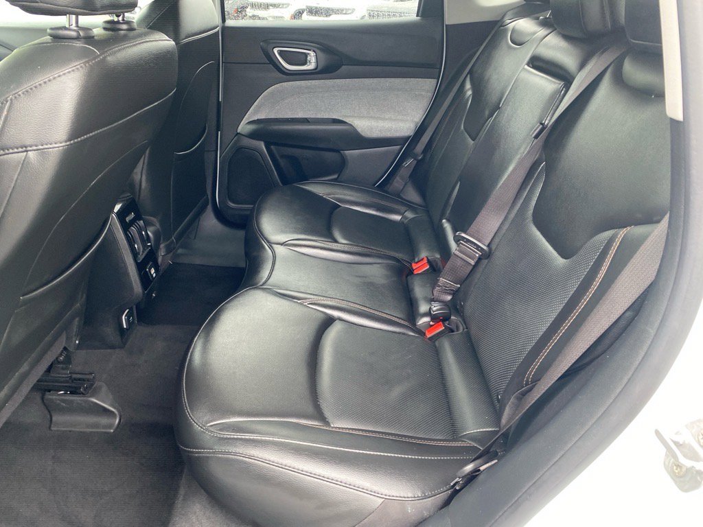 Used 2022 Jeep Compass Latitude image 24