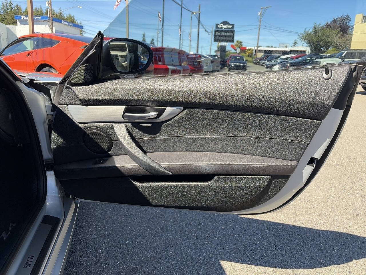 Used 2009 BMW Z4 sDrive35i RWD image 22