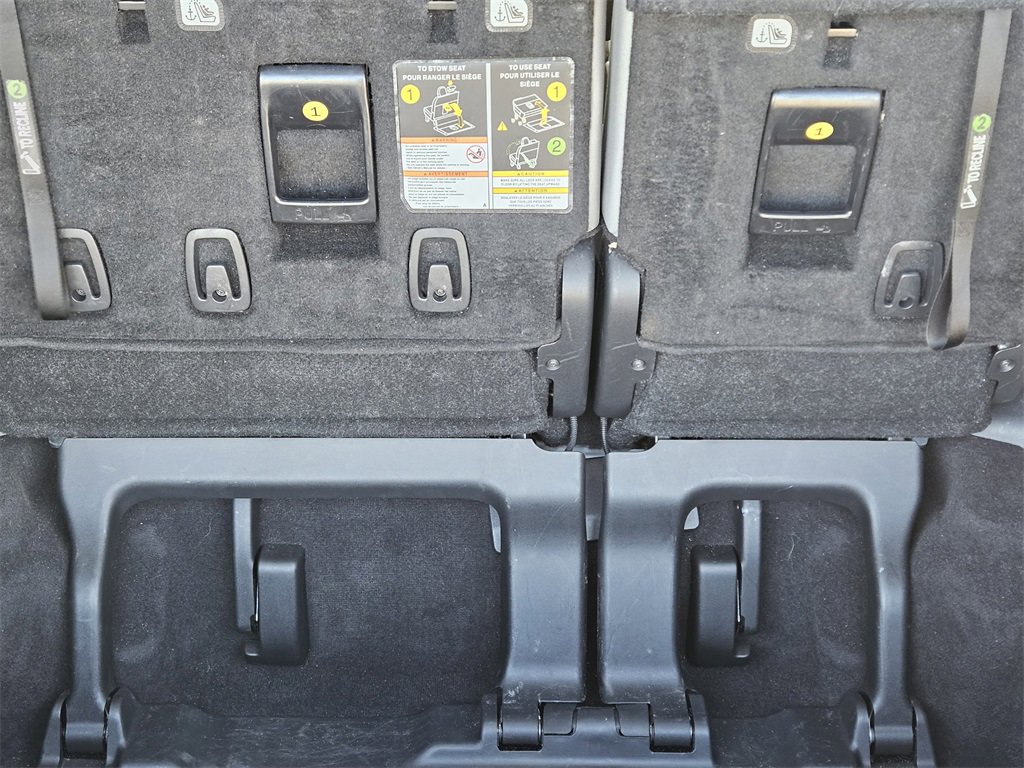 Used 2024 Toyota Sienna LE image 32