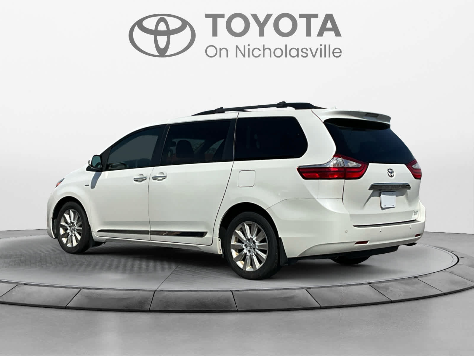 Used 2016 Toyota Sienna Limited Premium w/ Protection Package AWD/4WD image 3